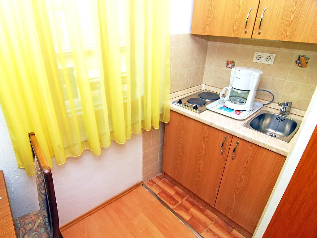 Studios Magnolia Guest House Trogir 3*,